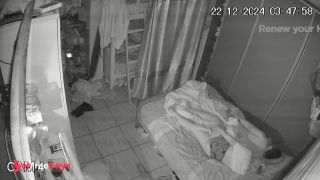 [Sleeping.Porn] Best friend installed a hidden cam in their bedroom, watch now-1