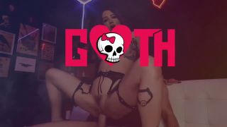 Brunette Goth Hottie Magxnumb Finds Pleasure After Crazy Hookup-9
