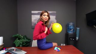 Hazel Heart's Balloon Fantasy Desire in the Reception-1