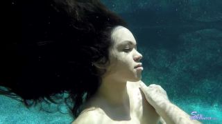 Porn online SexUnderWater presents emilymena2 12k-0