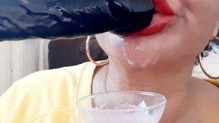 Deep Throat Slut Plays Bukkake With Real Thick Cum.-6