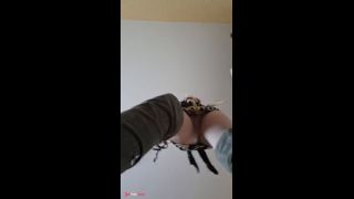 I, a giantess, will crush you like an insignificant beetle.Fetish,green boots-5