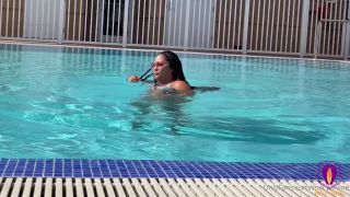 hardcore Macy Divine Macy Divine aka macydivine - 08-04-2024 OnlyFans Video - Find me splashing around in the pool video-7