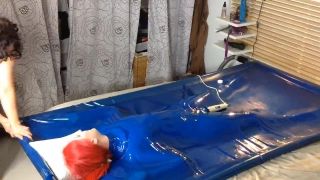 Pt 2Latex Barbie - Pink Catsuit Blue Vacuum Bed Liveshow-3