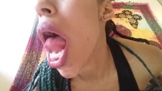 GoldenLace My big mouth and juicy fat tongue - Spit Fetish-3