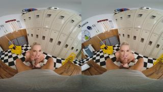 Missionary She Wants to get Fucked in Locker Room-0