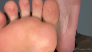 GODDESS KIRA - Worship Our Feet.-9