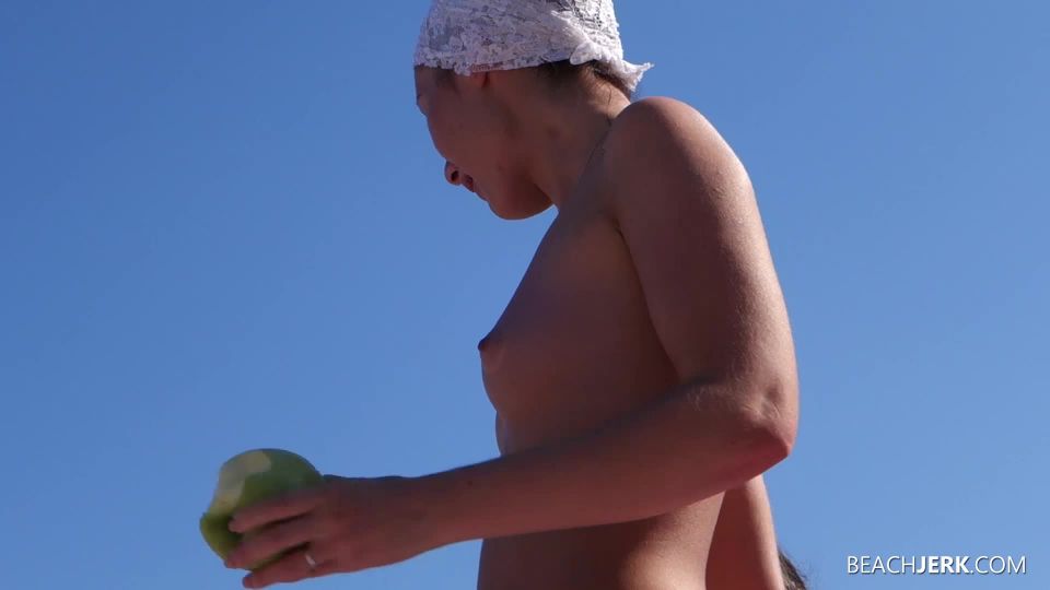 Sun-Kissed Nipples Voyeur!