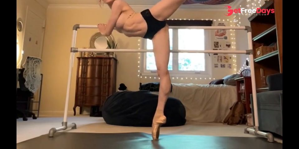 [GetFreeDays.com] ballet meets solo play i am DRIPPING wish i were louder but my roommates are home Adult Clip April 2023