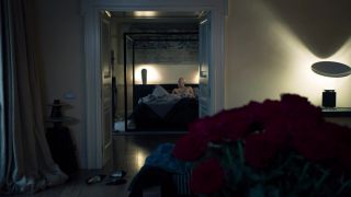 Claudia Gerini, Carlotta Antonelli - Suburra la serie s03e01e03 (2020) HD 1080p - (Celebrity porn)-4