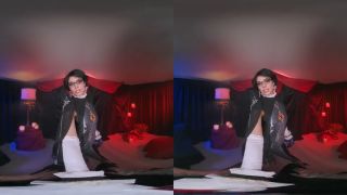 Porn Ivy Ireland As Femme Fatale Smokeshow Bayonetta Is So Hungry For You-1