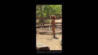 Holly Randall 5efadd95b942372e14ccf source-0