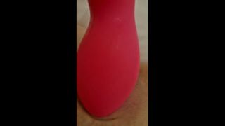 Big Tits Porn Jolie fille douce en manque de queue trempe son sextoy-5