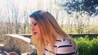 Stella Daisy - Smoking Outdoors - Smoking-2