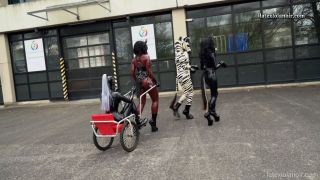 LatexLolaNoir - Pony Tails.-9