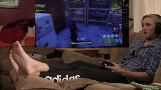 xxx video clip 13 White girls feet | foot tease pov | gamer girl plays fortnite! barefoot joi | play | fetish porn foot fetish homemade-5