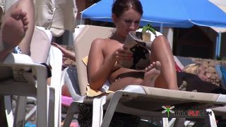 Bare-Chested : French Strand Heavy nudism -0