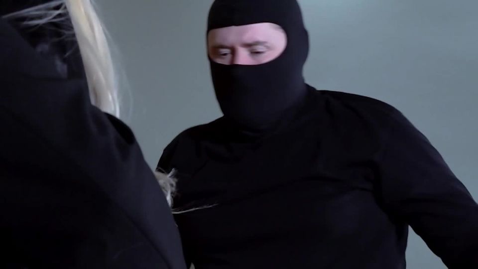 [SuperMisses.com] Superheroine - Leave No One Behind