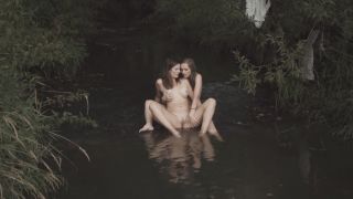 Frolic Me - Jenifer Jane & Stacy Cruz - Kissing-2