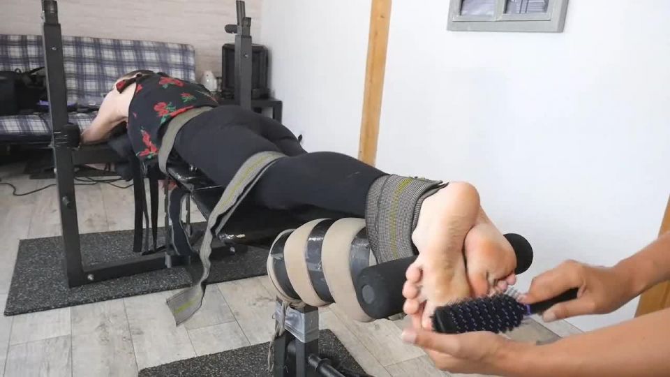 adult video 11 FrenchTickling – Camily Pushes Megarah To Her Ticklish Limits, foot fetish dom on muscle 