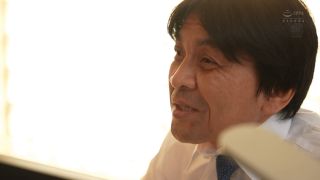 JUR-510 学級委員の僕だけが知る生徒指導・麻妃先生の裏の顔。放課後、学校イチ生真面目な女教師と校内露出に明け暮れていますー。 北条麻妃-5