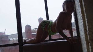 monikafoxproduc - Monika Fox Does Sexy Gymnastics-3