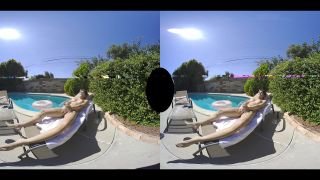 Poolside With Daisy Taylor (Oculus / Vive 4K) - [Virtual Reality]-5