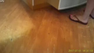 Candid moms feet in flops w - [Feet porn]-0