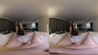 UltraHD 4K VR: Bell's Horny Begging Cuckold Fantasies!-1