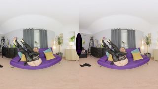 The English Mansion – Miss Eve Harper And Mistress Sidonia - [Webcam]-8