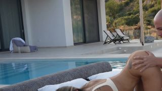 Amateur Italian Outdoor Sex  Tami Tsunami Beccata A Scopare AllAperto Dialoghi Italiani 1080p-7