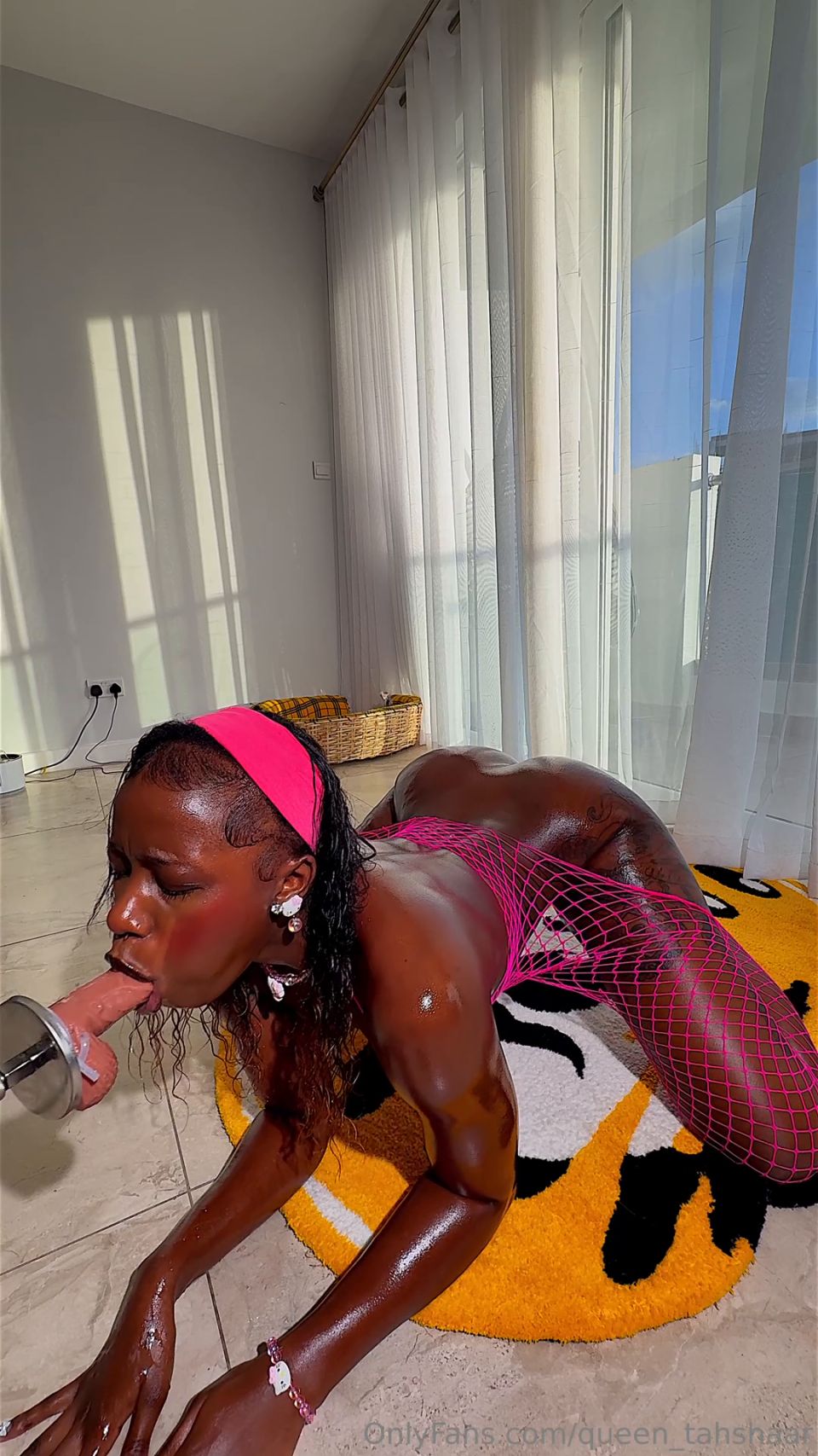 queen tahshaar qt033