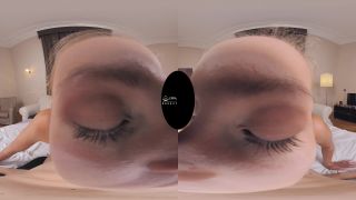 Luxurious Hungarian Callgirl With Great Legs Linda – Linda Leclair 4K - [Webcam]-7