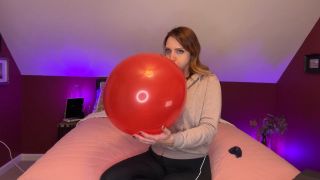 video 45 hairy fetish SneezeGoddess – Blowing Big Red and Blue Balloons Non Pop, jerkoff encouragement on pov-2