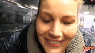 Daddys Luder - Spermawalk am Flughafen 1080P - Amateur-6
