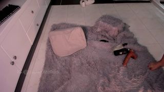 Emily Little's Explosive Anal Adventure - Squirt Extravaganz-3