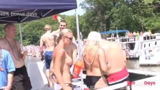 Party Time On The Lake-2
