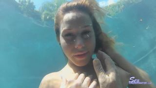 SexUnderwater e0556 Kennedy Leigh UW Model Training (mp4)-5