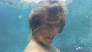 SexUnderwater e0556 Kennedy Leigh UW Model Training (mp4)-7