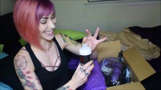 Cattie Candescent – Free Unboxing 3 Bad Dragon Dildos Creampie!-8