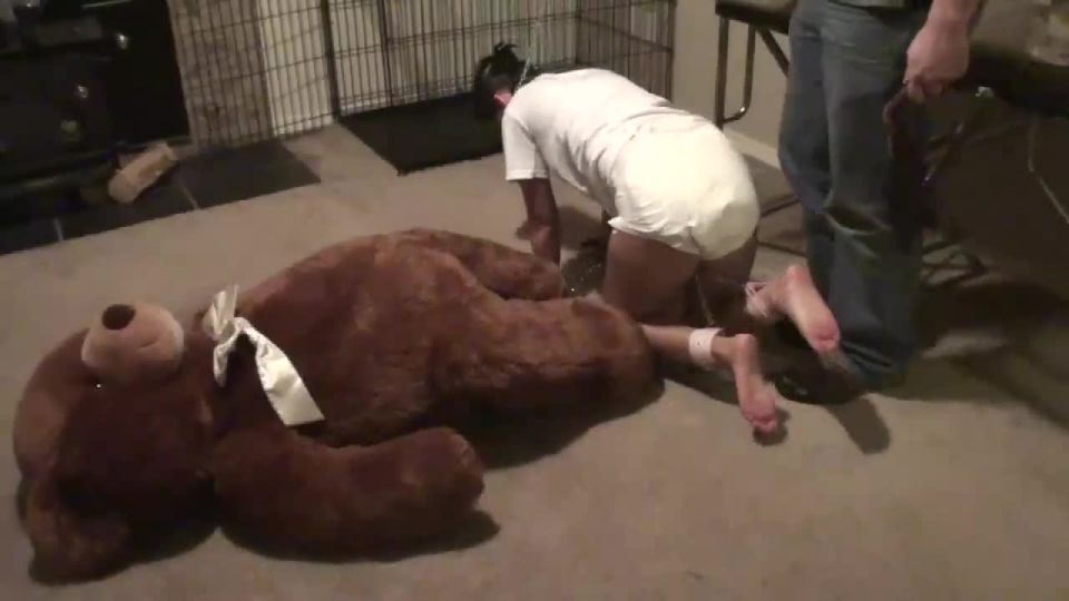 Diaperedonline2Nikki Nikki Pet Training