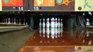 Bunny De La Cruz - Bowling Balls - White-0