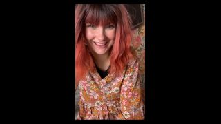 Yourhikerbabe - The Night the Manager Became a Sissy Star - Sissy-0