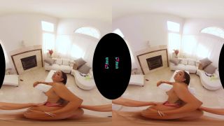 Cali Calienta - I Deserve Everything You Give Me 02 28 2021 Oculus Go 3K-9