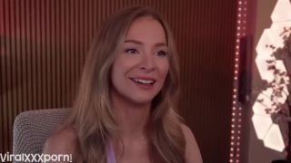 Bebahan  blonde Bebahan Reacting to Dirty Clips in Live Stream Video-3
