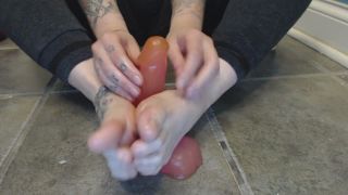 Syren Cove - Lubed Footjob Sex Clip Video Porn Download Mp4-5