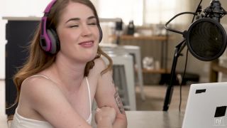 Alex Coal, Evelyn Claire - Girl Talk - S39:E8 - NubileFilms (HD 2021)-1