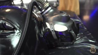 Ein traum in latex 02 (pos 141106) -  domination-3