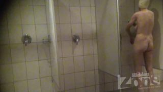 video 18 voyeur - voyeur - -1