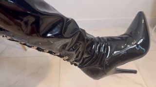 7108 British MILF Teasing in Seamed Pantyhose, Leather Boots ...-1